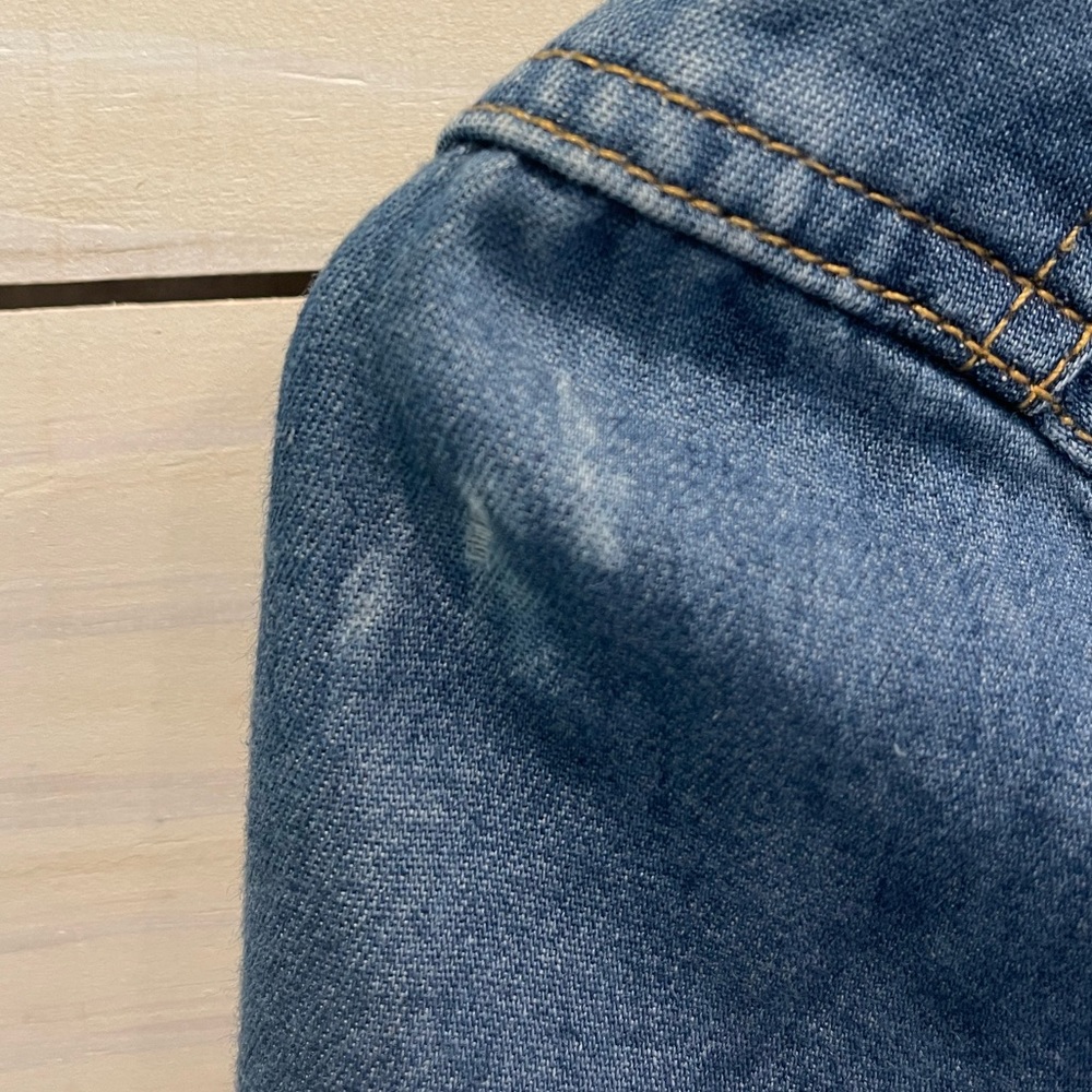 Eddie Bauer button down - Picture 3 of 4